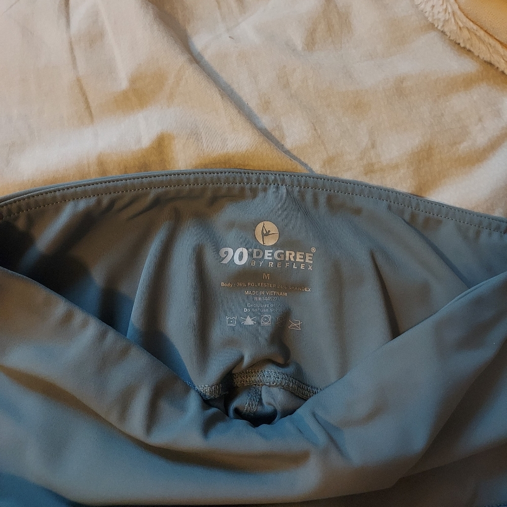 leggings - Picture 2 of 3
